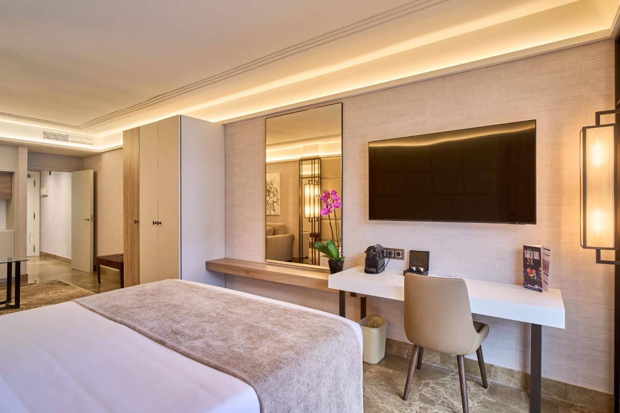 Premium Double Room,1708129307:JPEG